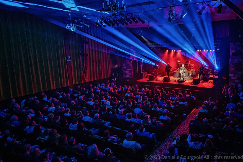 A sold out crowd of friendly faces, smiles and cheers made for the perfect night with over 500 new friends at St. John Theatre in Reserve, LA.